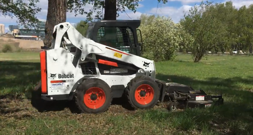 Мини-погрузчик Bobcat S590